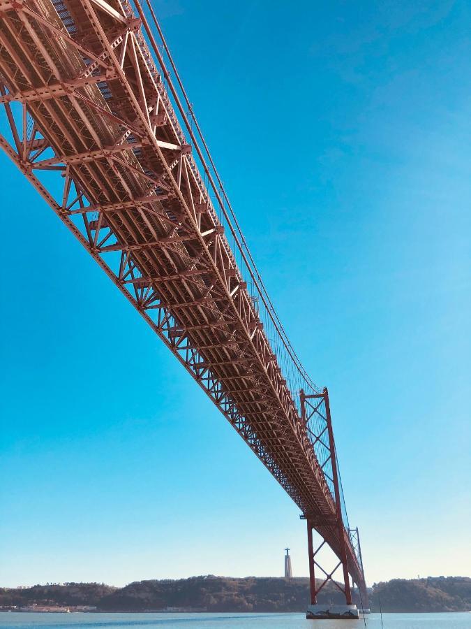 Stay In A Boat - Lisboa Экстерьер фото